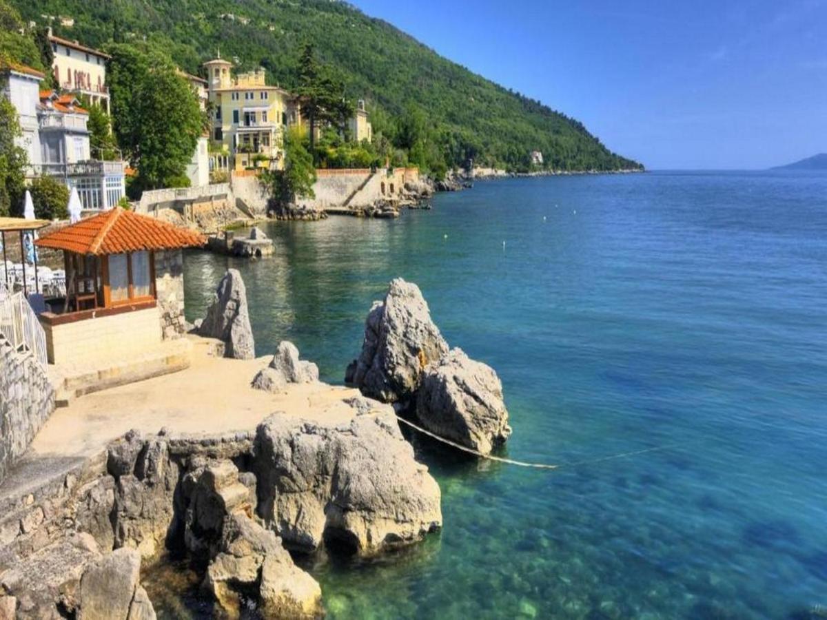 Apartment Marina With Sea View ロヴラン エクステリア 写真